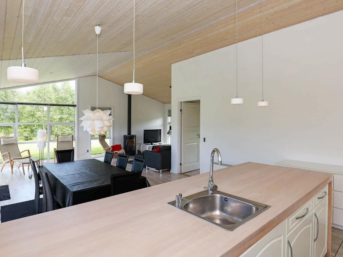 8 Person Holiday Home In Hals Luaran gambar